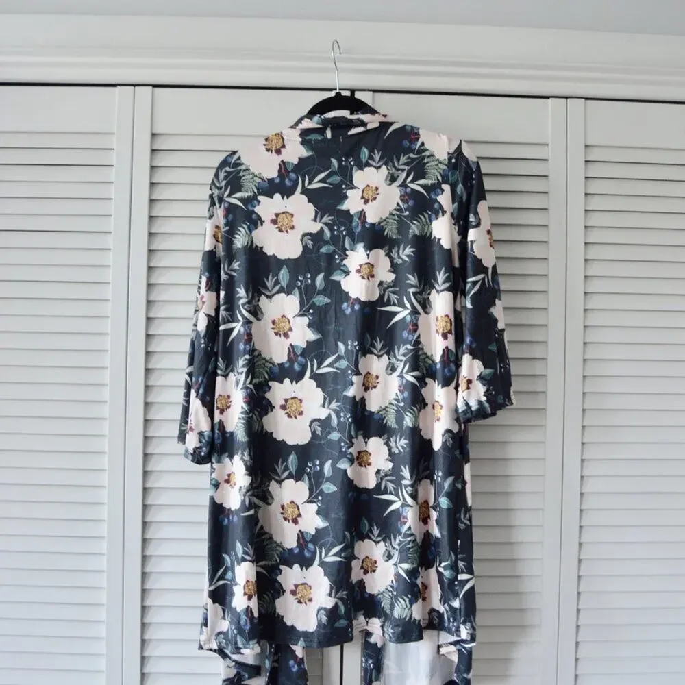 Kins & Kay Floral Print Robe with Interior and Exterior Waist Ties | Size XL - Picture 5 of 7